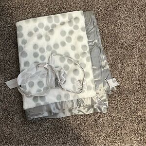 NWT Little Giraffe Luxe Dot Baby Blanket